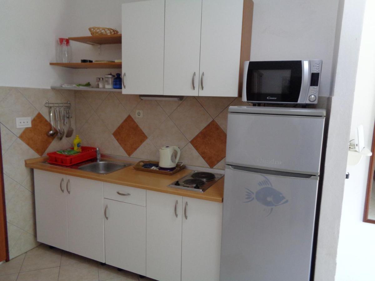 Apartments Maslina Lumbarda Exterior photo
