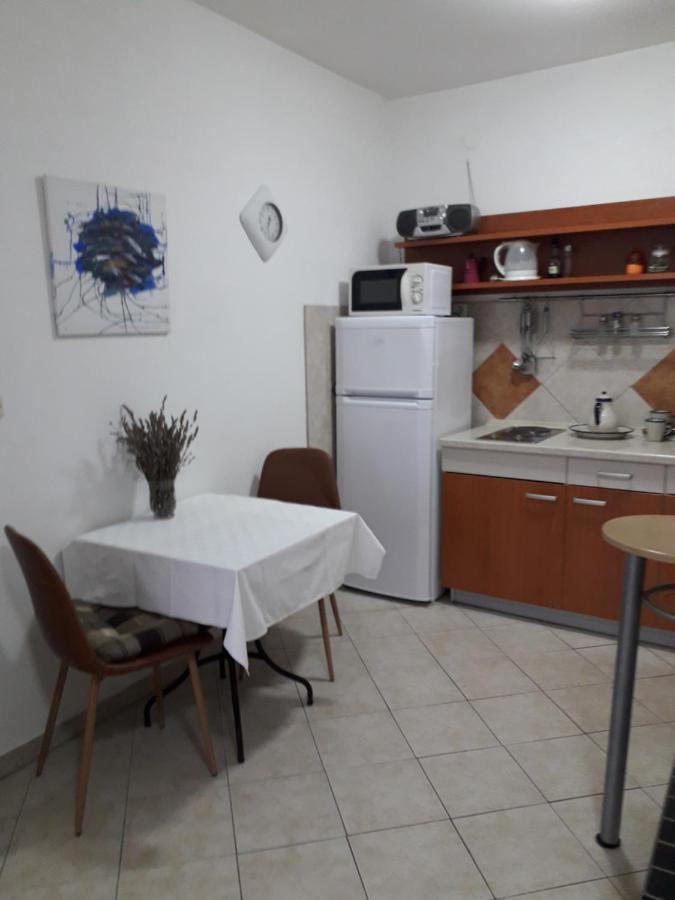 Apartments Maslina Lumbarda Exterior photo