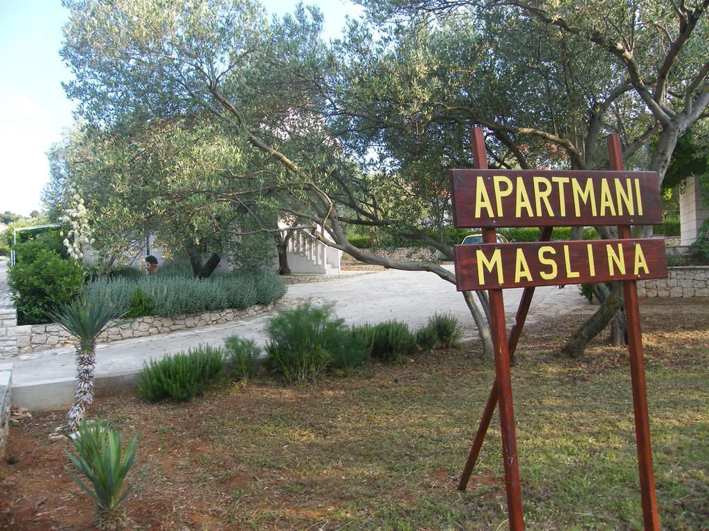 Apartments Maslina Lumbarda Exterior photo
